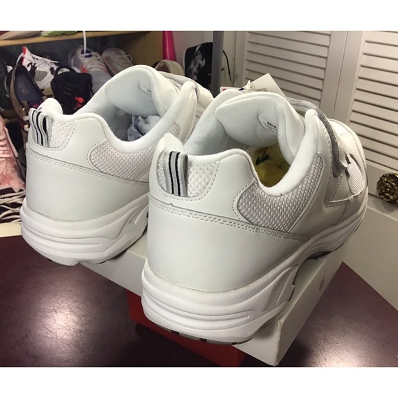 Drew Lightning II V - Men's Athletic Walking Shoe. Like New. - Picture 12 of 16